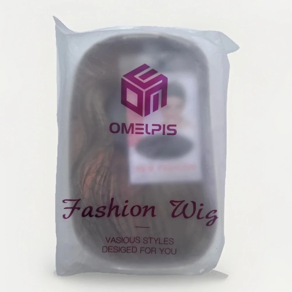 Omelpis Short Khaki Pink Wavy Fashion Wig One Size with Bangs Full and Realistic